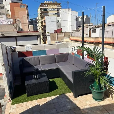 Lejlighed Con Terraza En *